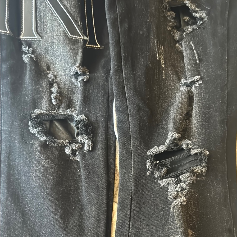 Amira Black Distressed Jeans - Picture 7 of 9